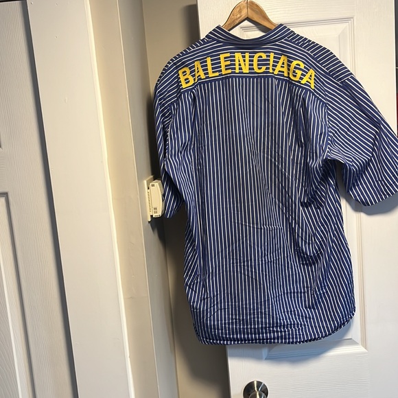 Balenciaga Shirt 2019 - Picture 2 of 4